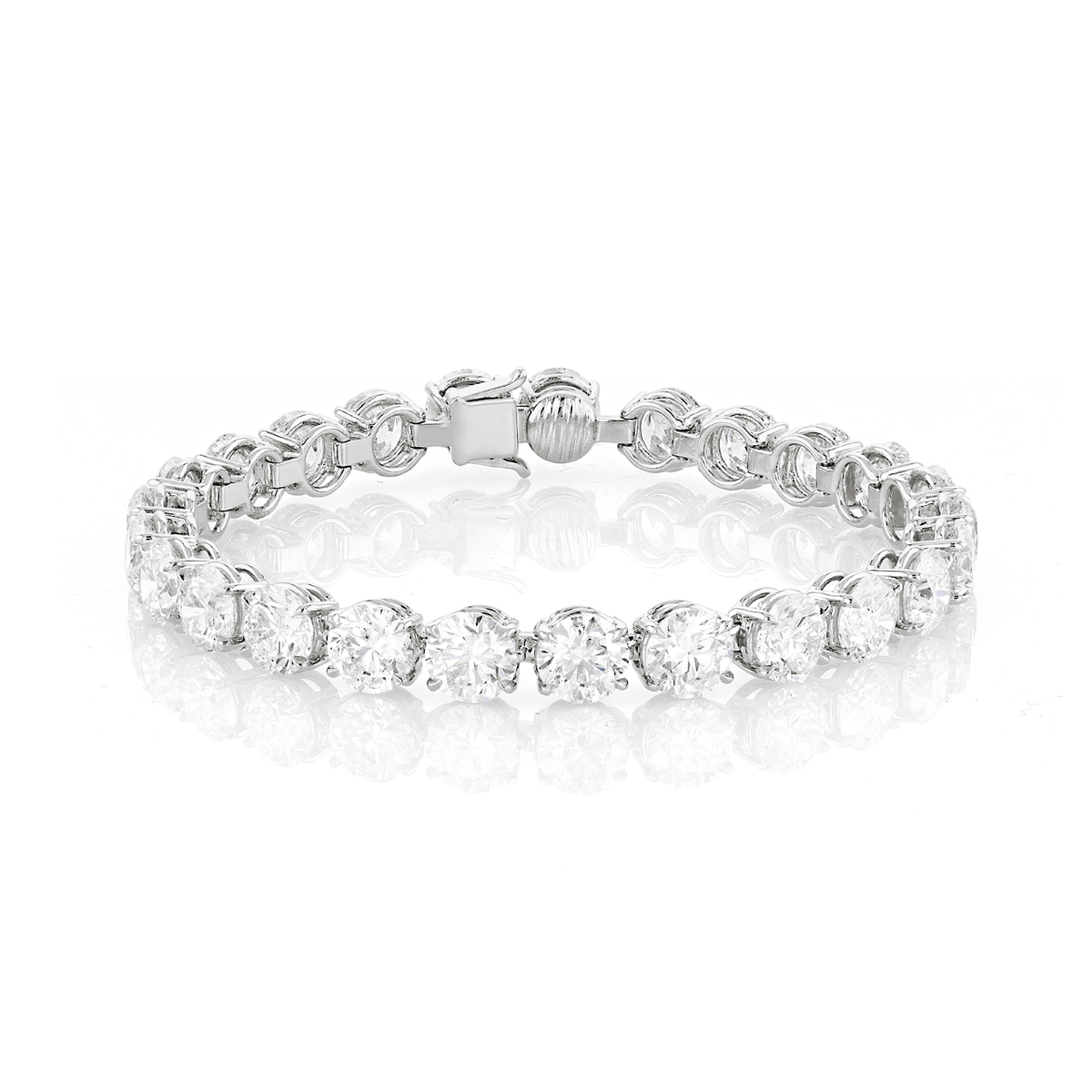 Private Reserve Platinum &amp; 25.09ct Natural Diamond Line