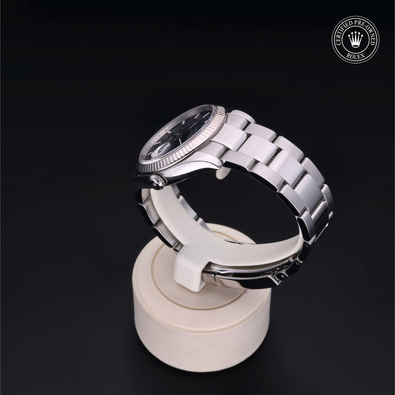 Oyster Perpetual Date M115234-0004