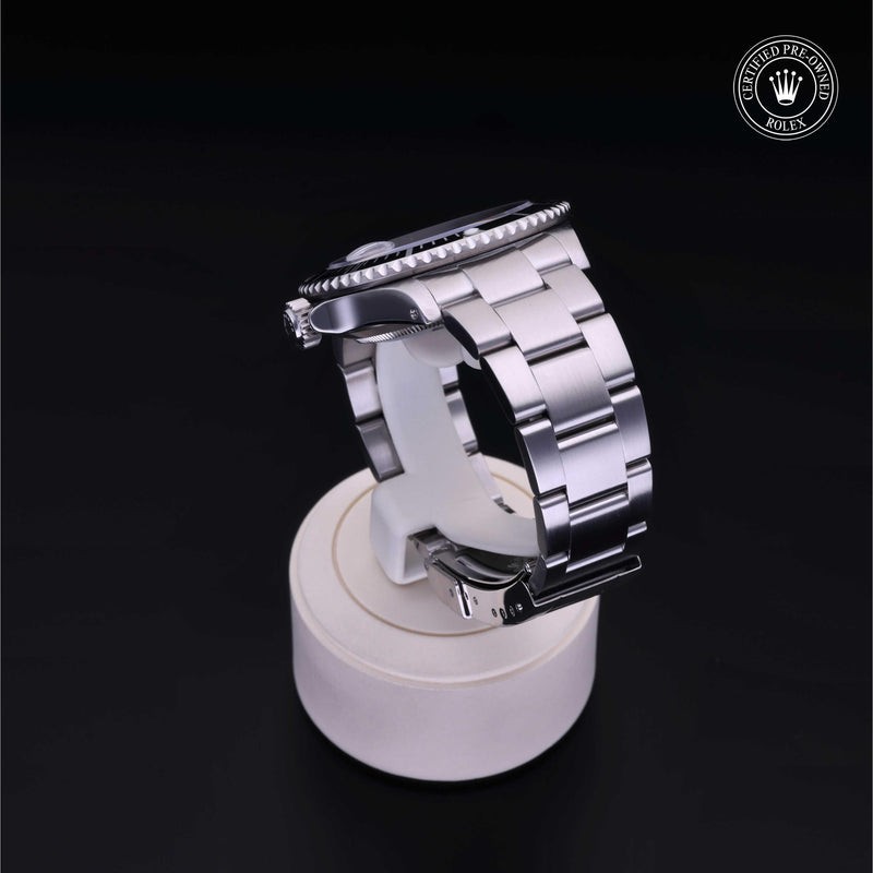 Submariner Date M16610-0006