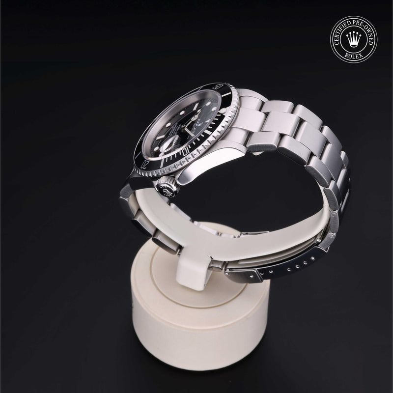 Submariner Date M16610-0007