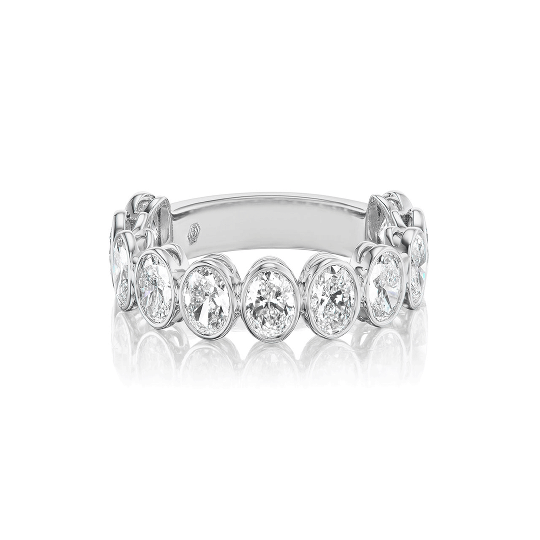 18k White Gold and Oval 2.62 Total Weight Diamond Band