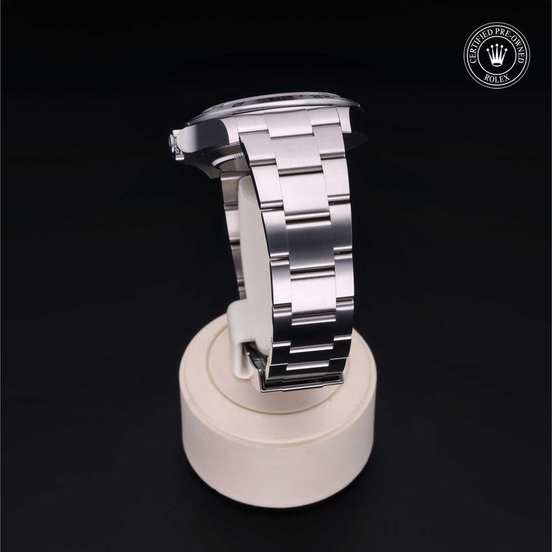 Explorer II M226570-0001