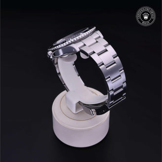 Submariner Date M16610-0006