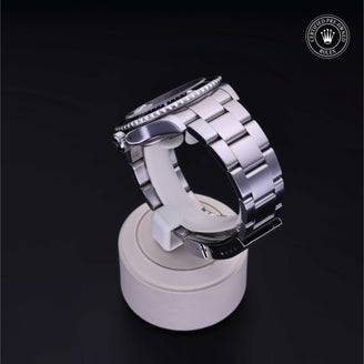 Submariner Date M16610-0007