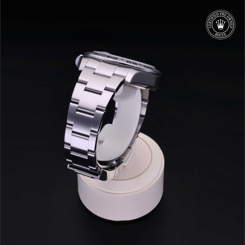 Explorer II M216570-0002