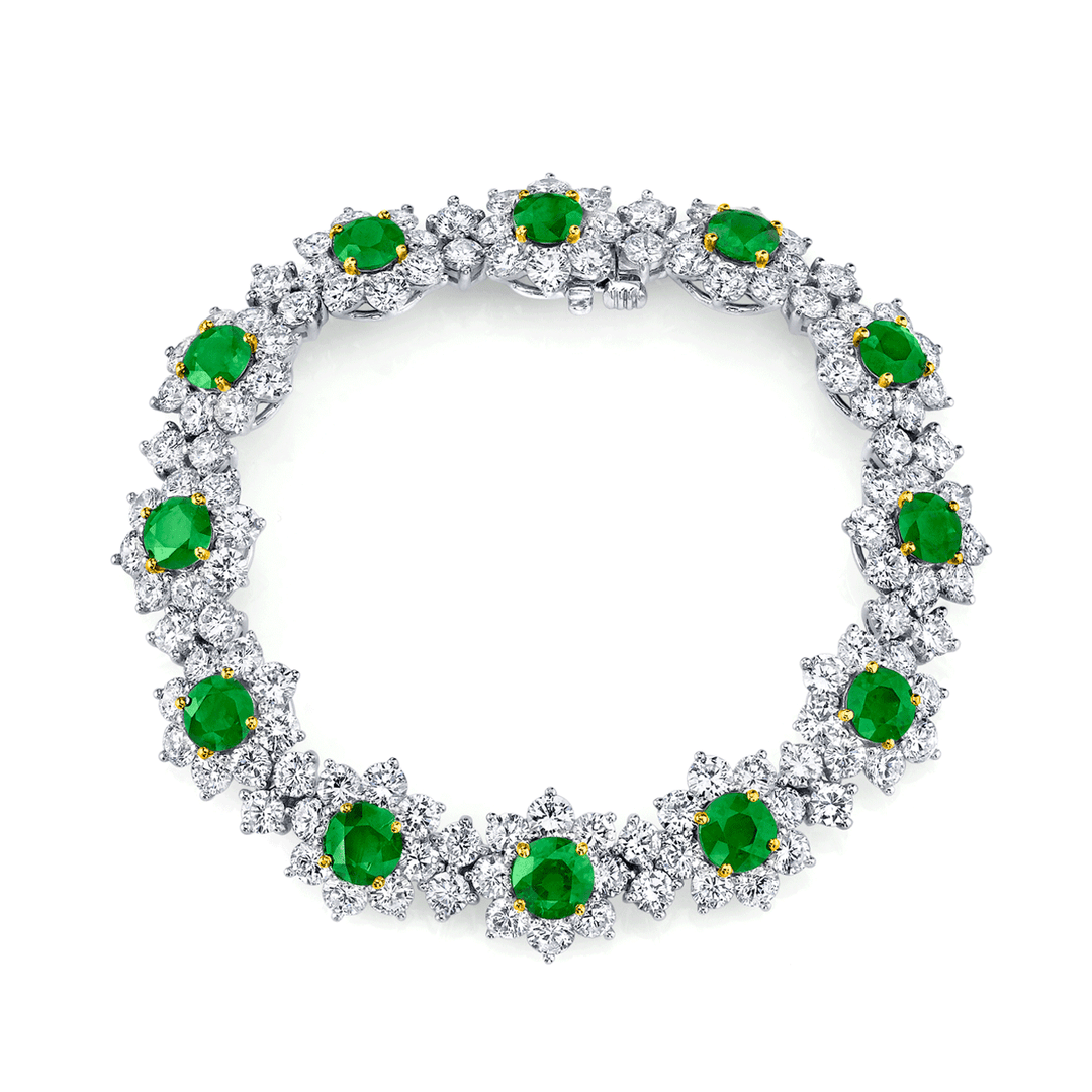 Private Reserve 18k Gold Emerald 6.25 Total Weight and Diamond Bracelet