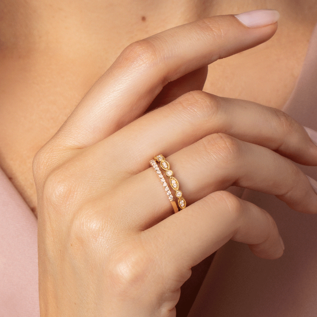 Heritage 18k Yellow Gold and .14 Total Weight Diamond Band