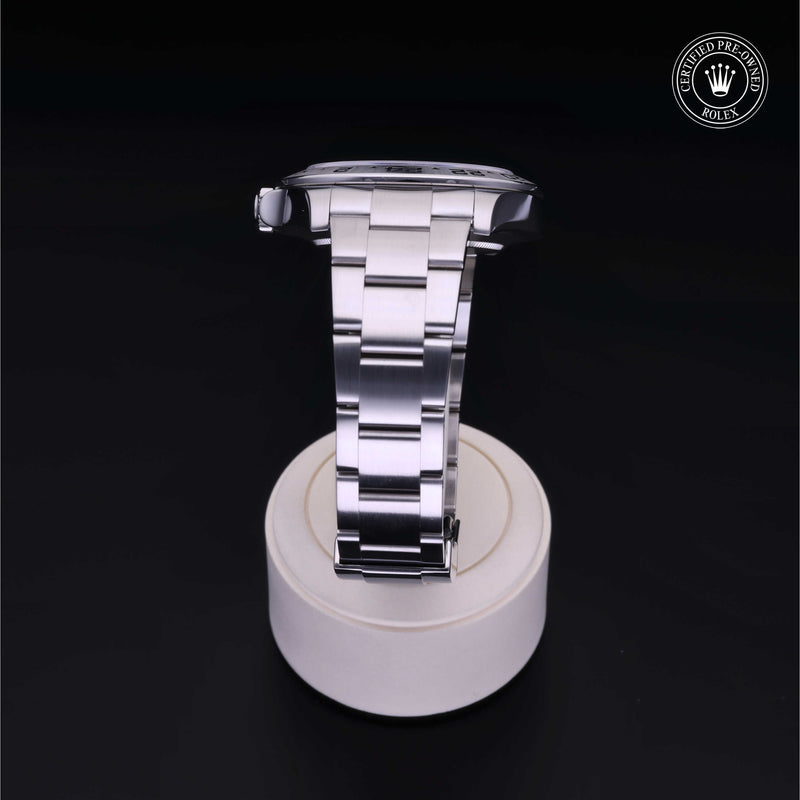 Explorer II M216570-0001