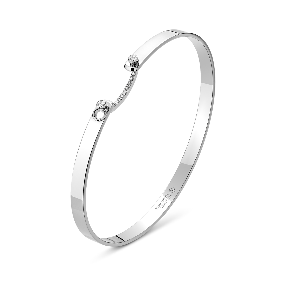 Nouvel Heritage 18k White Gold Business Meeting Mood Bangle 4mm