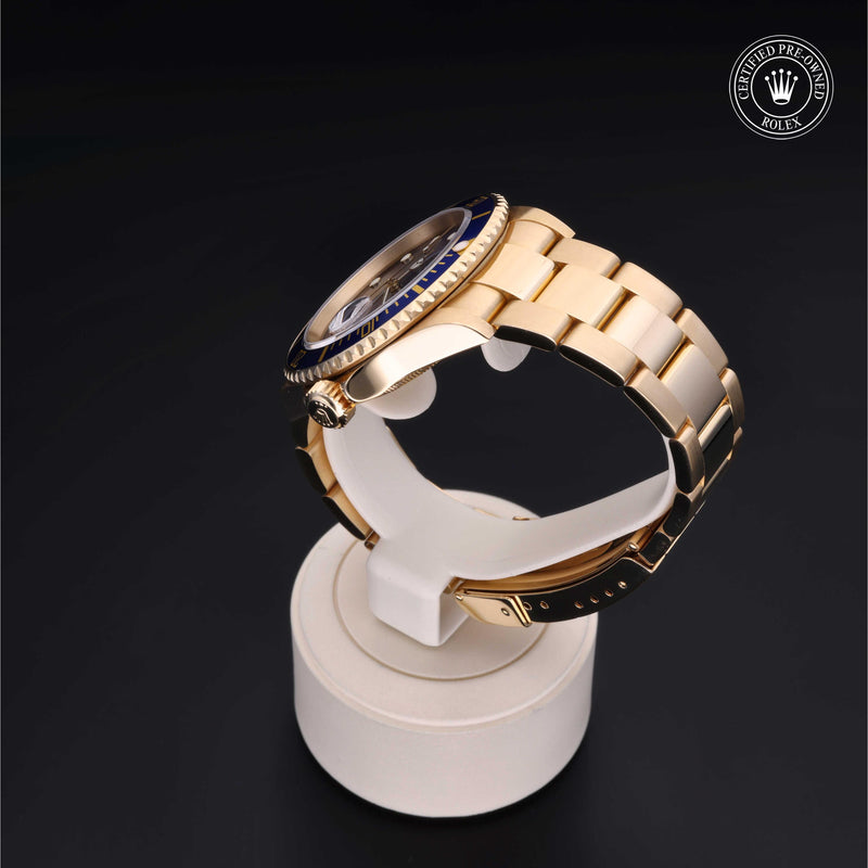 Submariner Date M16618-0007