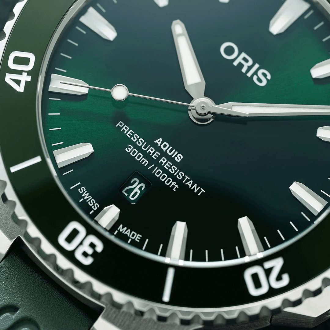 Oris Aquis Date 1 733 7789 4157-07 4 23 37FC