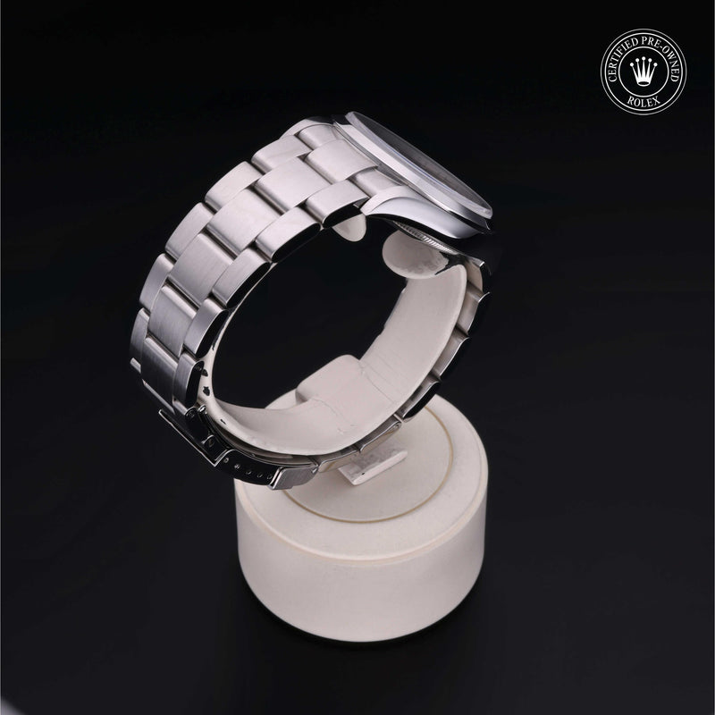 Explorer 36 M114270-0002
