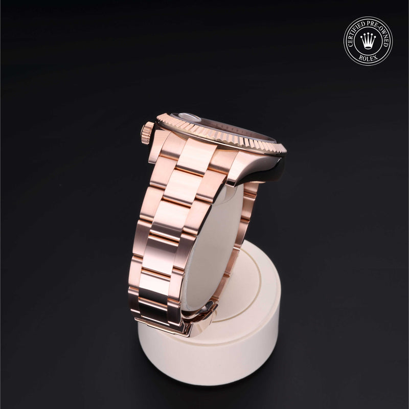 Sky-Dweller M326935-0004