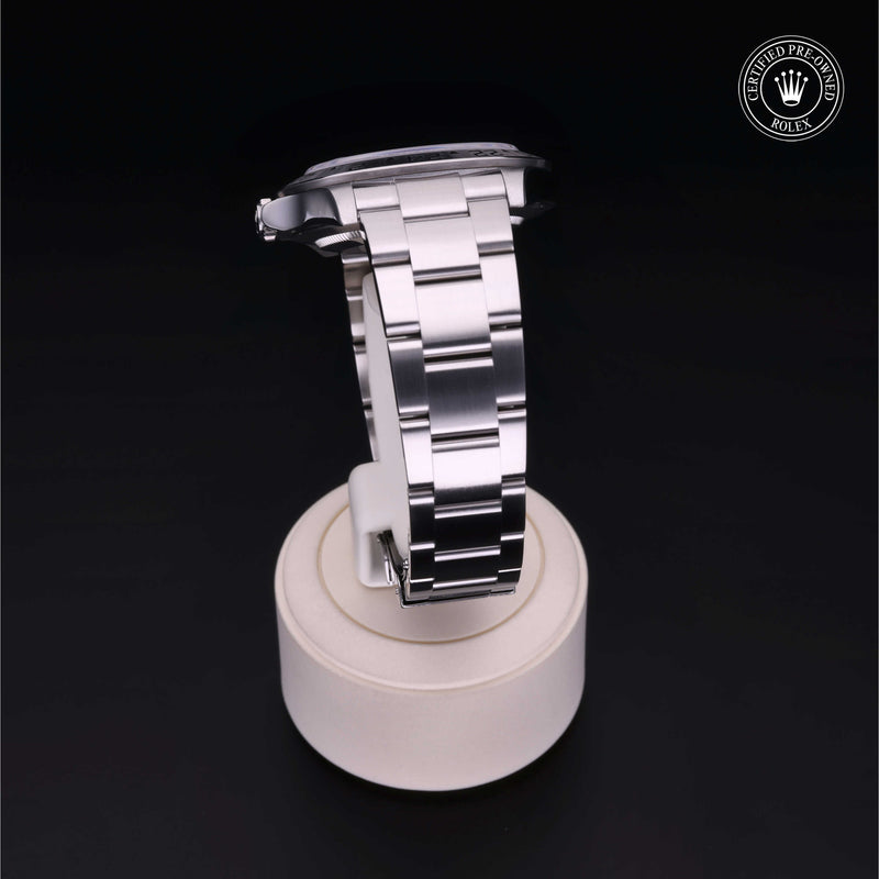 Explorer II M216570-0002