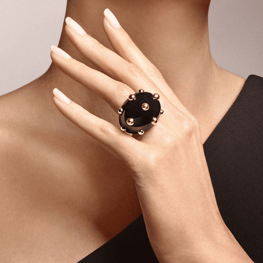 Giorgio B Goccia 18k Gold and Black Enamel Ring