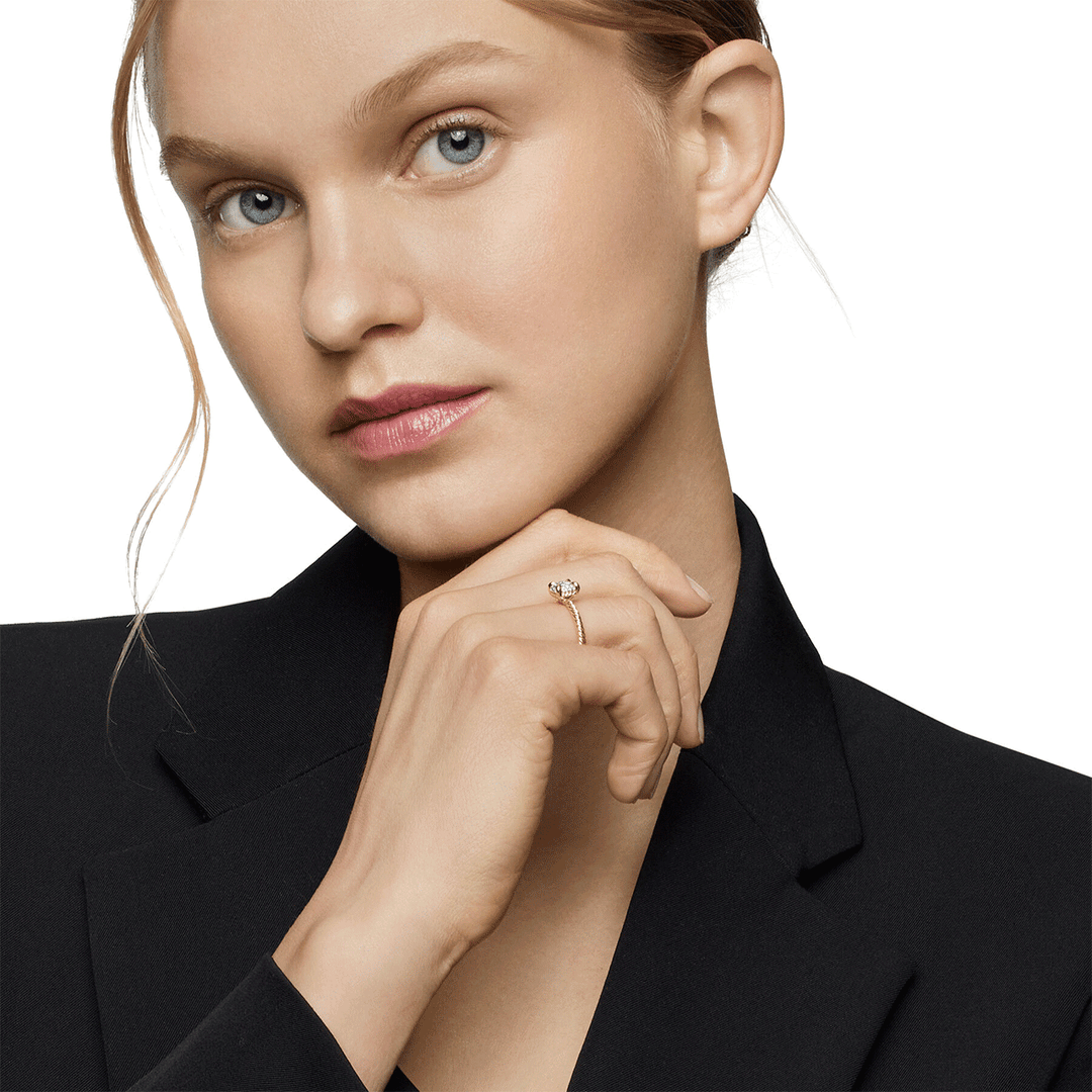 David Yurman Petite Chatelaine® Ring 18K Yellow Gold with Pavé Diamonds, 7mm