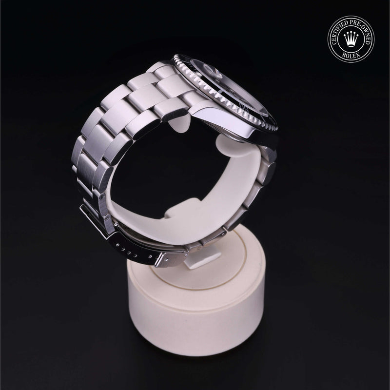 Submariner Date M16610-0006
