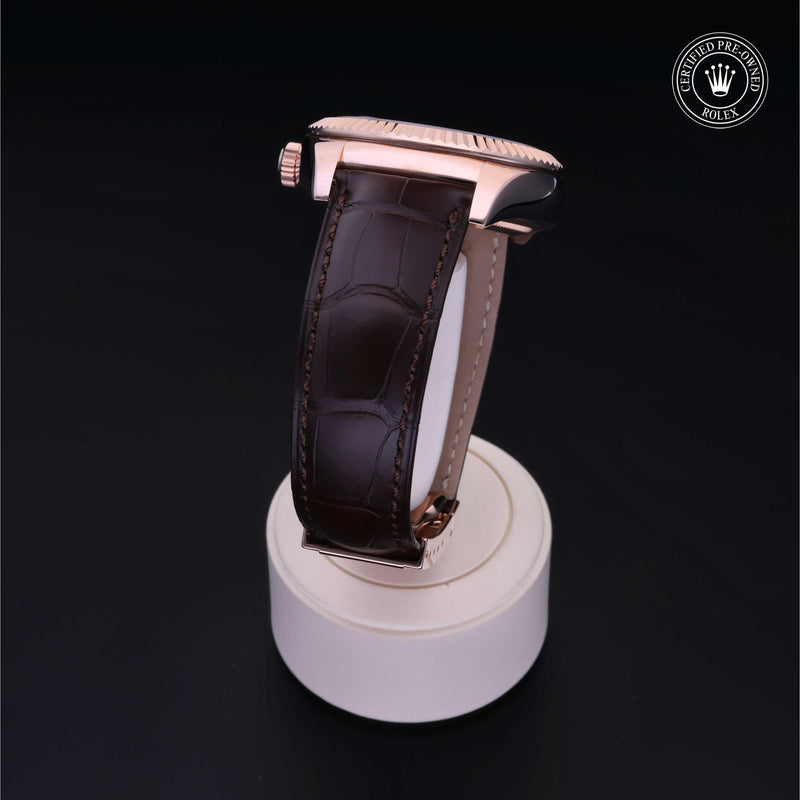 Sky-Dweller M326135-0001