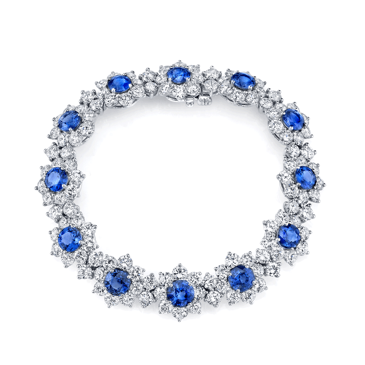 Private Reserve 18k Gold Sapphire 8.51 Total Weight and Diamond Bracelet