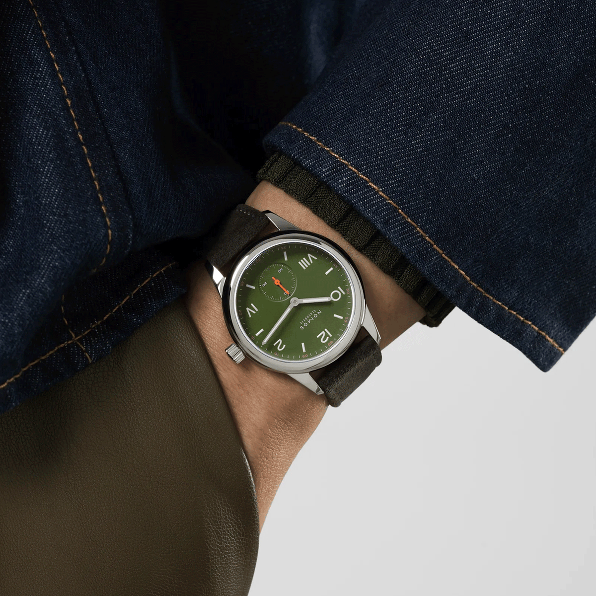 Nomos Club Campus all olive Reference 707
