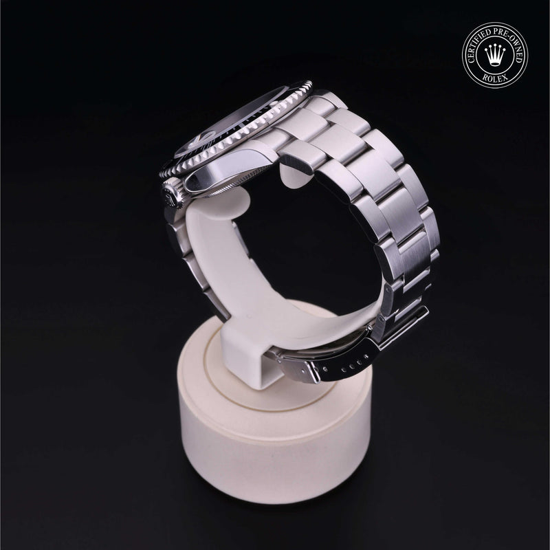 Submariner Date M16610-0006