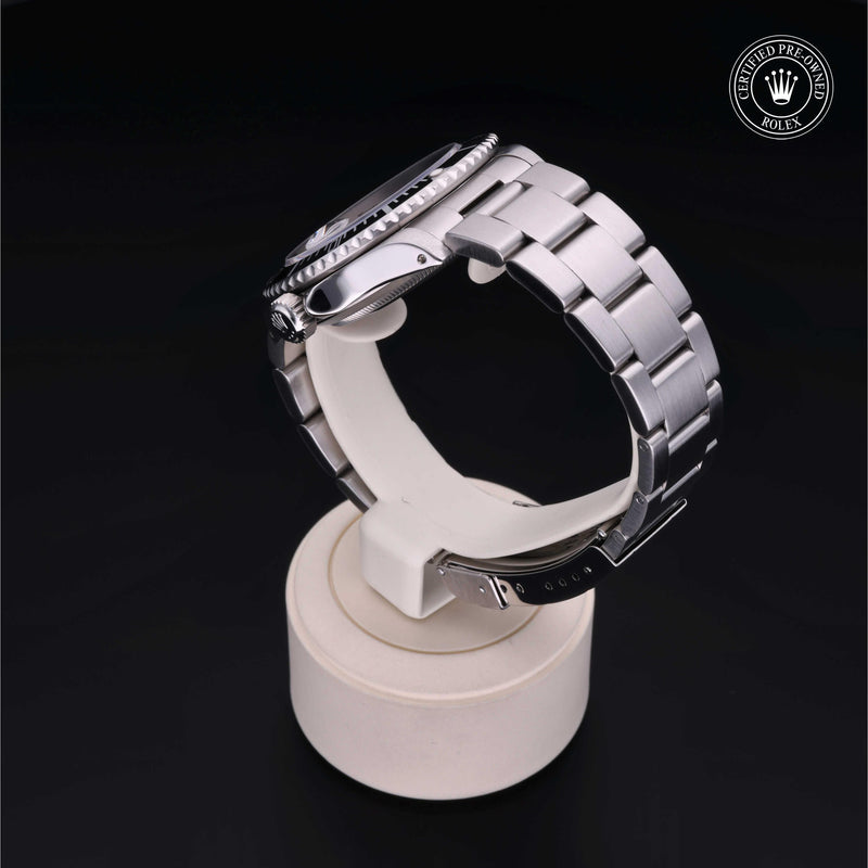 Submariner Date M16610-0004