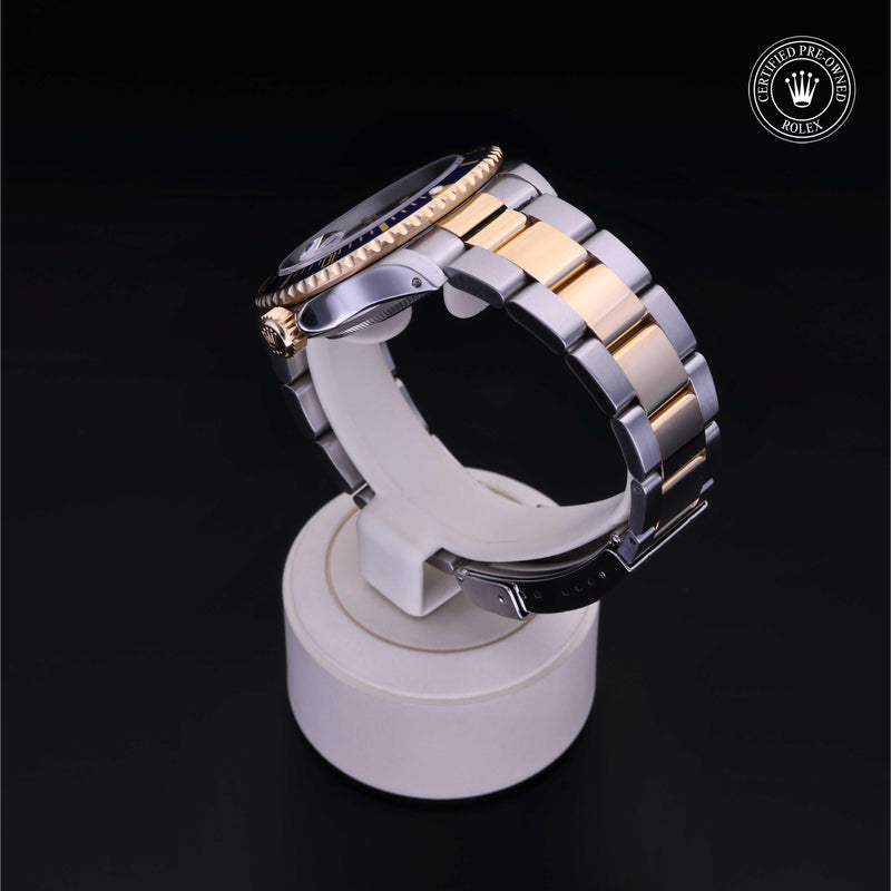 Submariner Date M16613-0012
