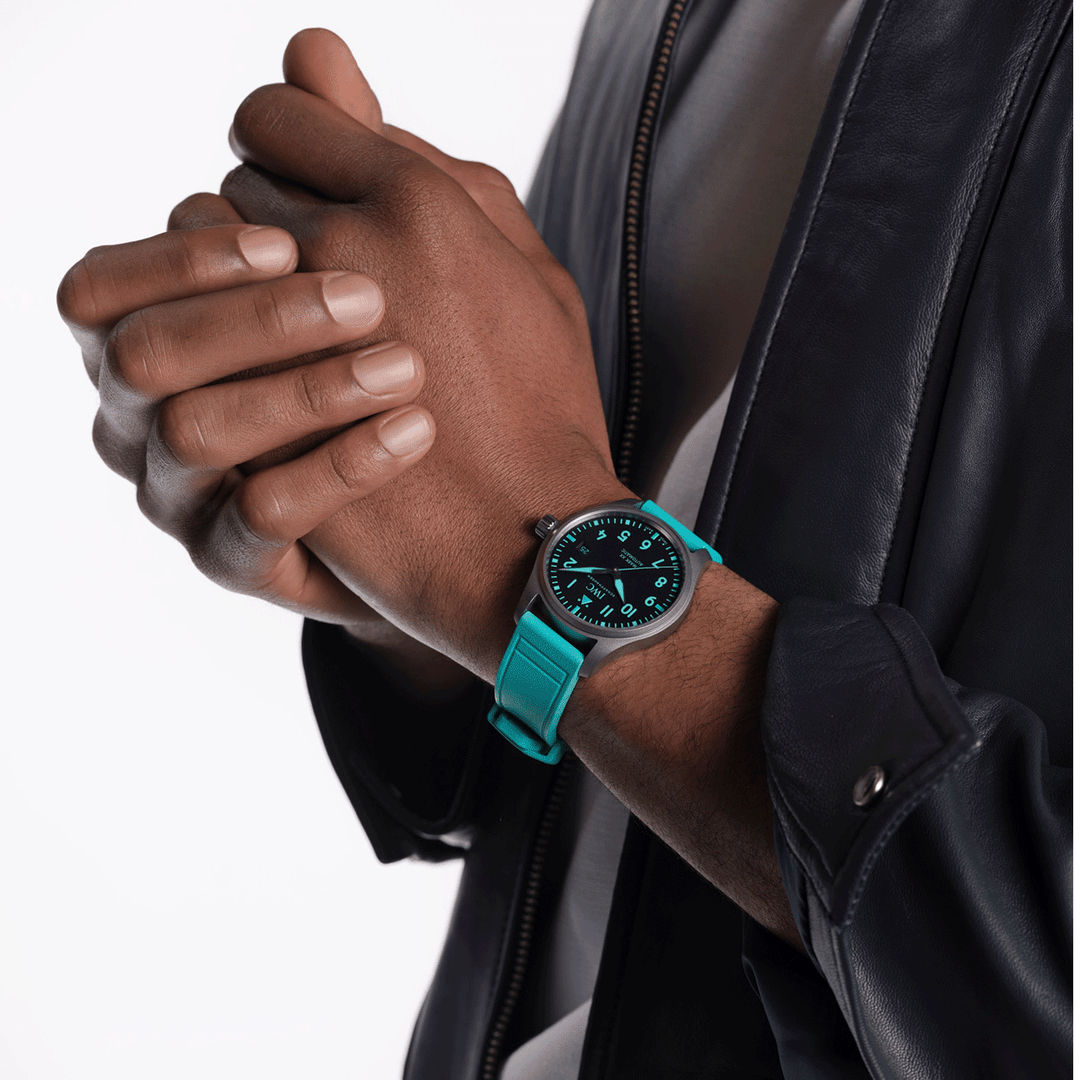 IWC Pilot’s Watch Mark XX Mercedes-AMG PETRONAS Formula One™ Team (IW328210)