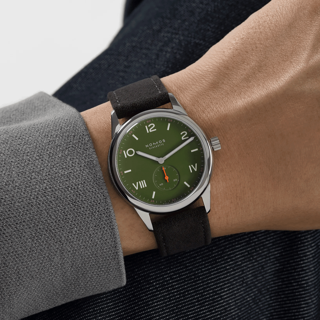 Nomos Club Campus 38 all olive Reference 739.GB