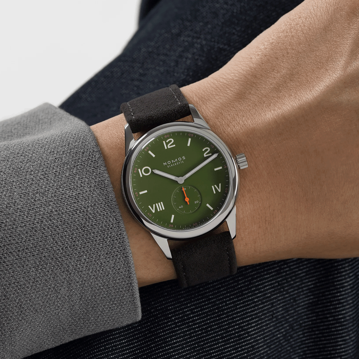 Nomos Club Campus 38 all olive Reference 739.GB