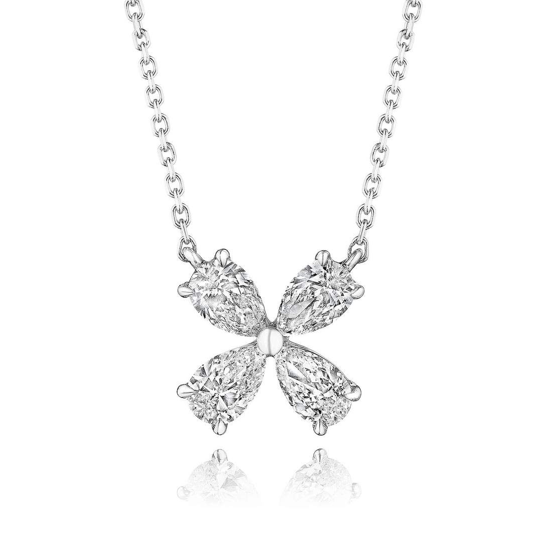 18k White Gold and Pear Shape Diamond 1.27 Total Weight Necklace