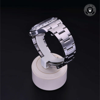Explorer II M16570-0005