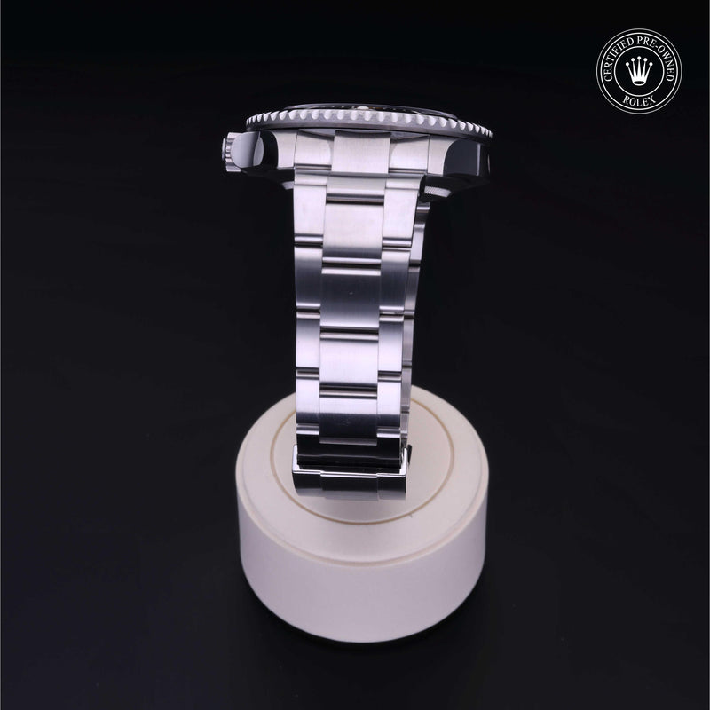 Sea-Dweller M126600-0001