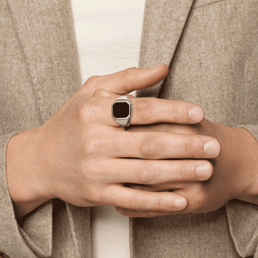 David Yurman Streamline Signet Ring Sterling Silver with Black Onyx, 18mm