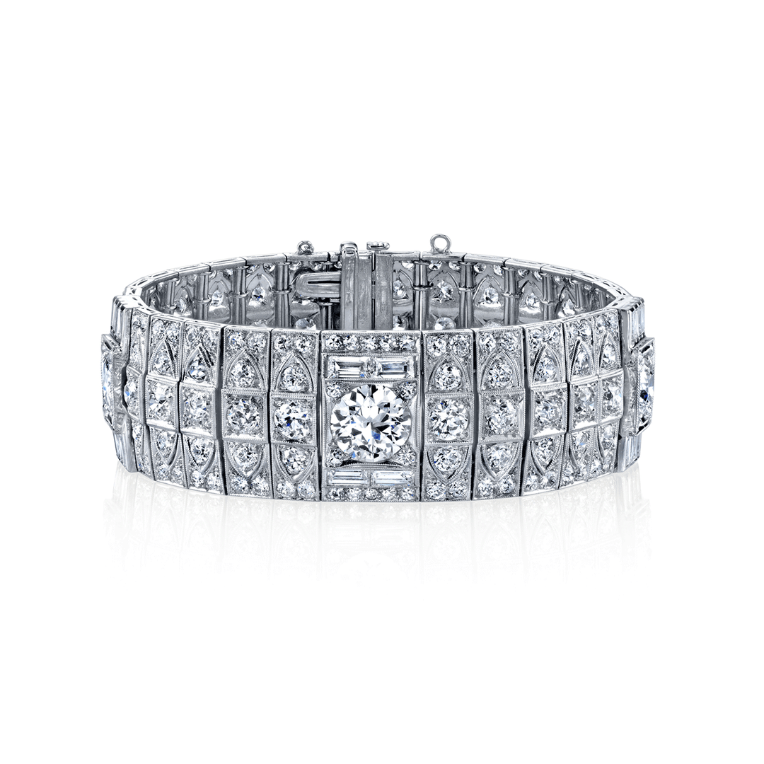 Platinum and 18.70 Total Weight Diamond Art Deco Bracelet
