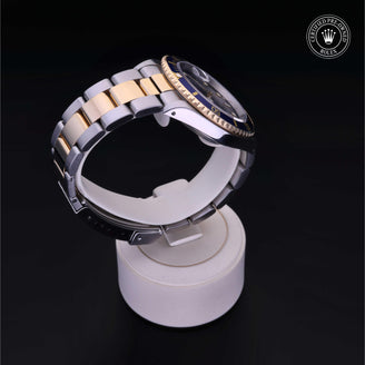 Submariner Date M16613-0012