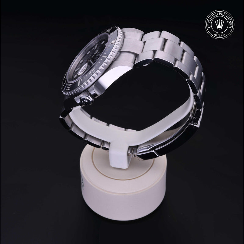 Sea-Dweller M126600-0001
