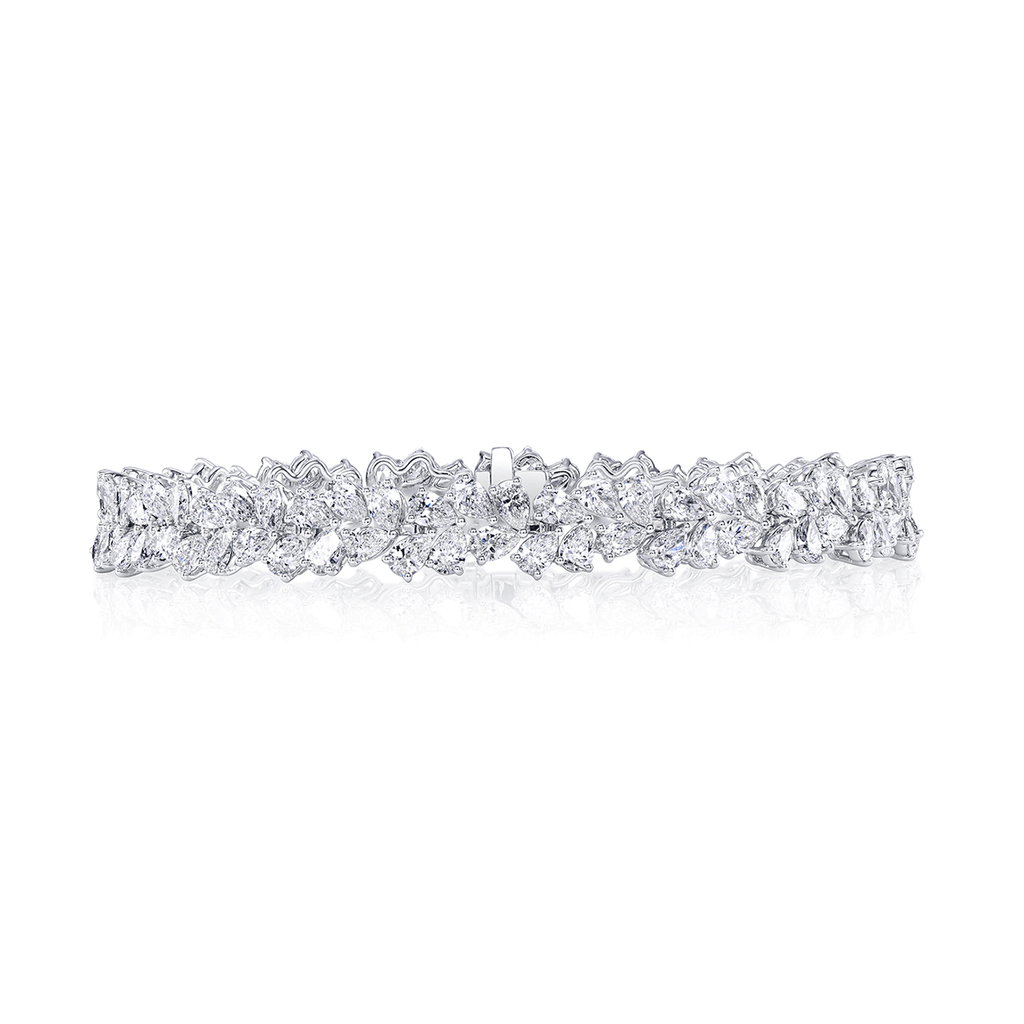 18k White Gold and 11.24 Total Weight Diamond Floral Bracelet