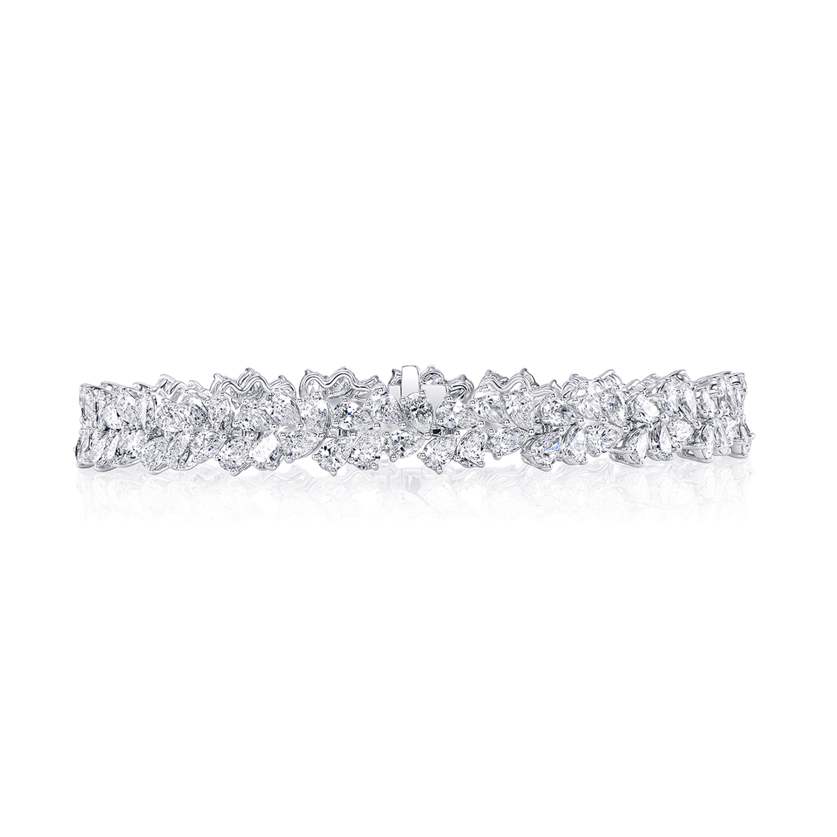 18k White Gold and 11.24 Total Weight Diamond Floral Bracelet