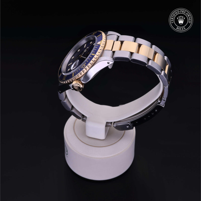 Submariner Date M16613-0012