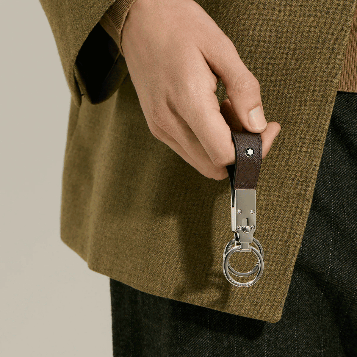 Montblanc Loop Key Holder in Sartorial Leather Ebony