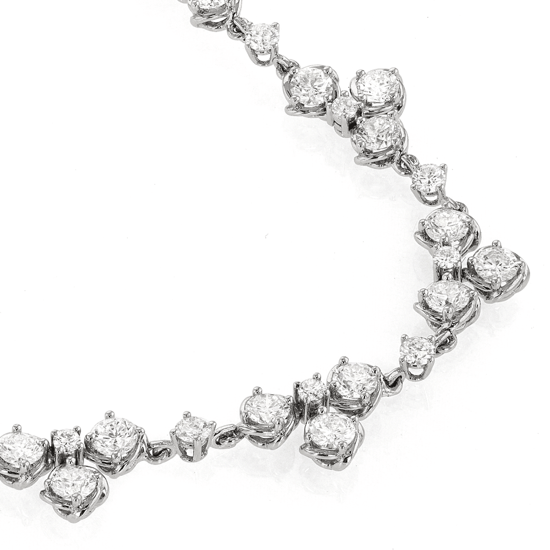 Hamilton Duet Collection 18k White Gold and 13.06 Total Weight Natural Diamond 18 Inch Necklace