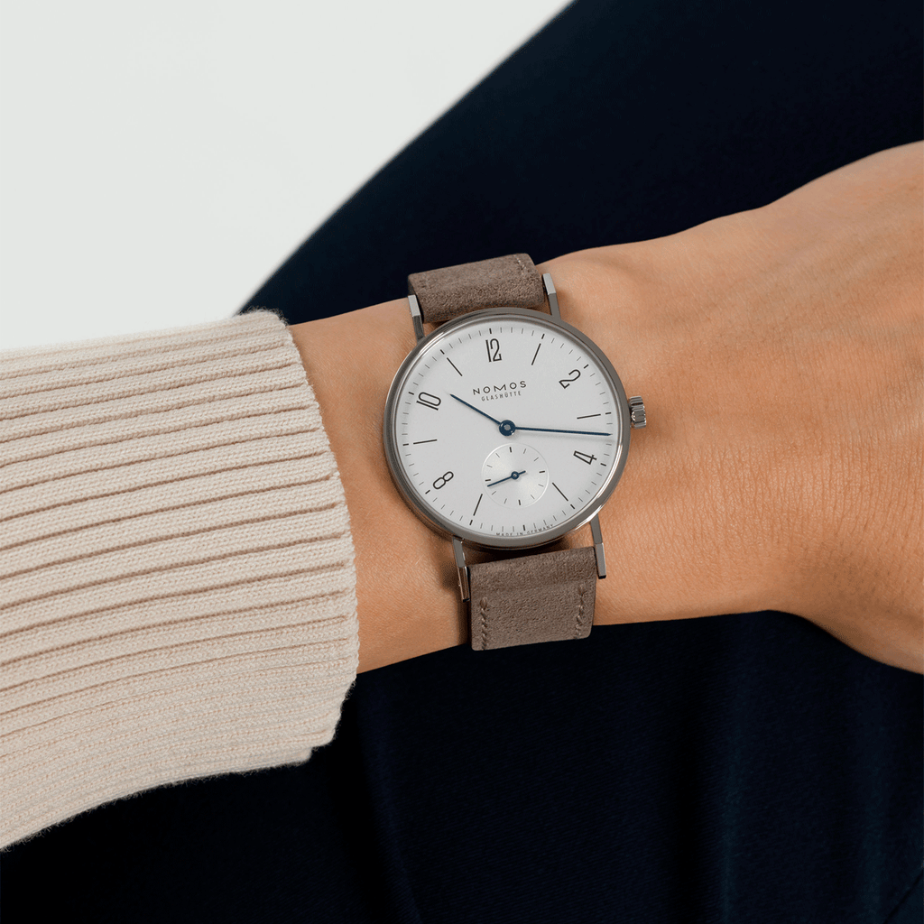 Nomos Tangente 33 Reference 122