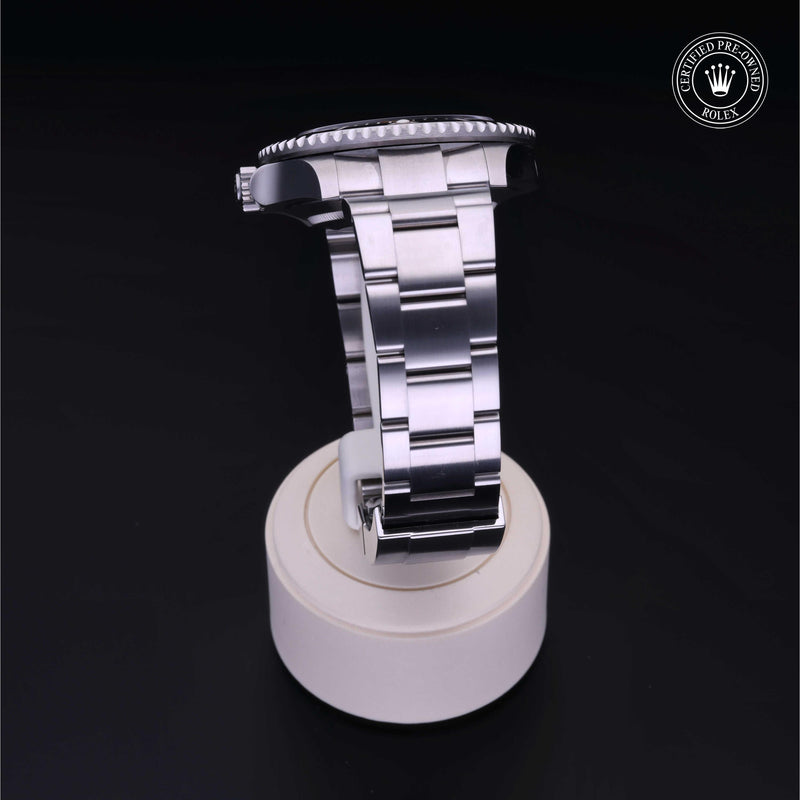 Sea-Dweller M126600-0001
