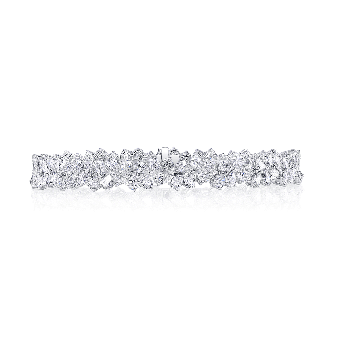 18k White Gold and 11.24 Total Weight Diamond Floral Bracelet
