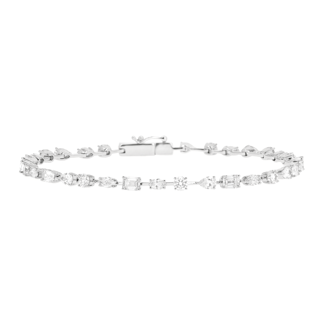 18k White Gold and Fancy Shape Diamond 4.46 Total Weight Bar Bracelet