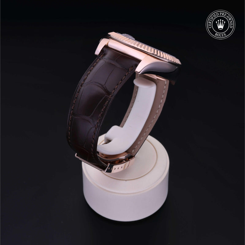 Sky-Dweller M326135-0001
