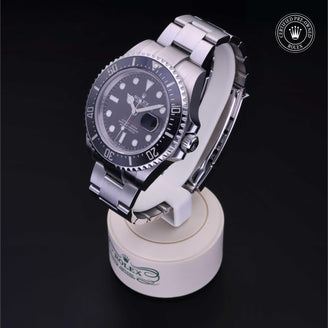 Sea-Dweller M126600-0001