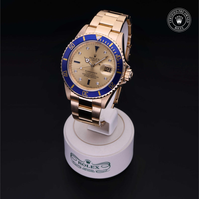 Submariner Date M16618-0001