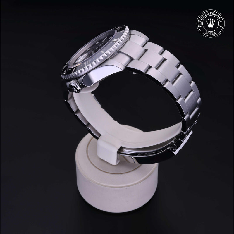 Sea-Dweller M126600-0001